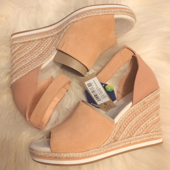 Tom's Marisol Sandal Wedges Sandy Beige Suede - Picture 4 of 7